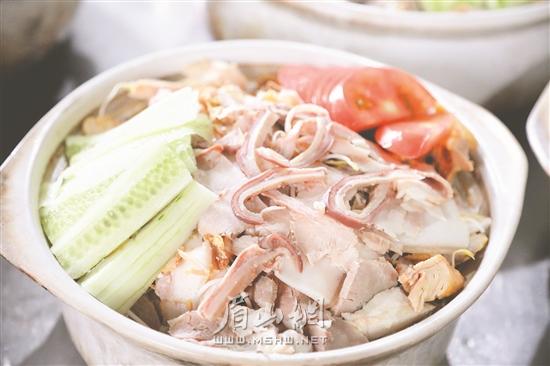裝好鍋的漂湯食材。.jpg