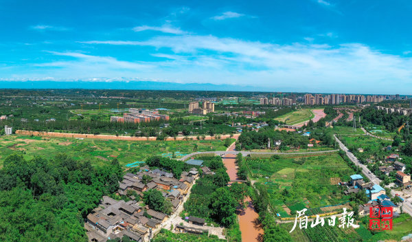 美麗的余家碥景區，煥發出農商文旅體發展的勃勃生機。
