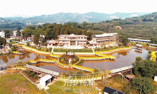 新農村建設處處有成績。.jpg