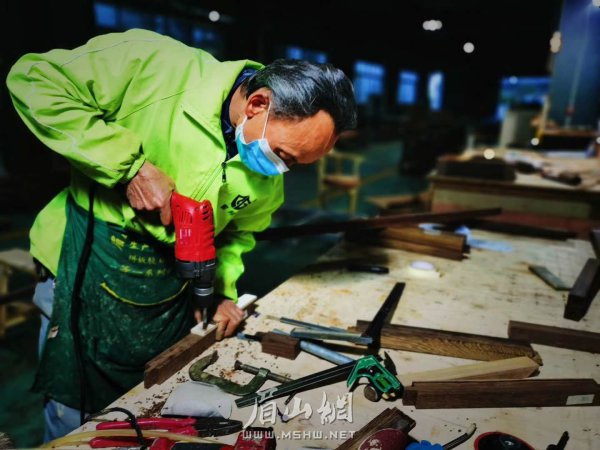 隨著家裝行業的復蘇，固邦木業主營業務逐步進入正軌。