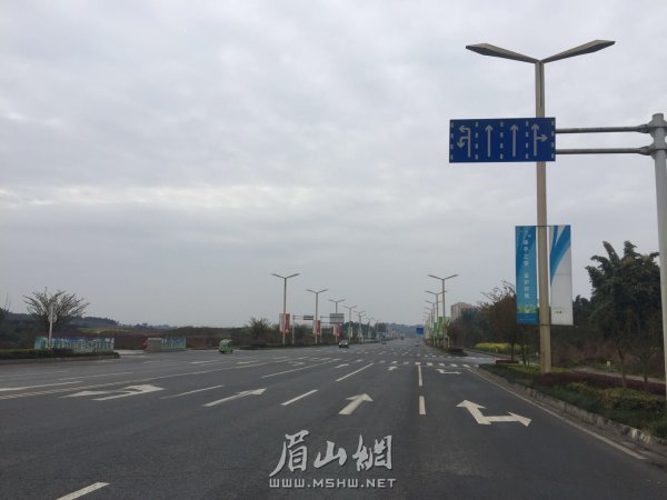 岷東大道。