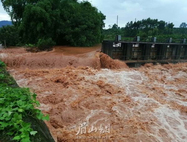 萬勝鎮(zhèn)萬新村石河堰橋。