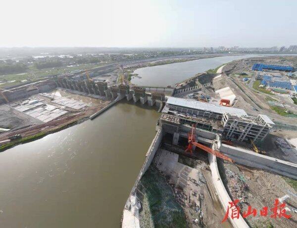 岷江虎渡溪航電樞紐工程加快建設中。
