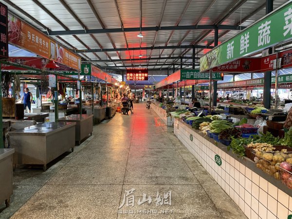 市場內干凈衛生。